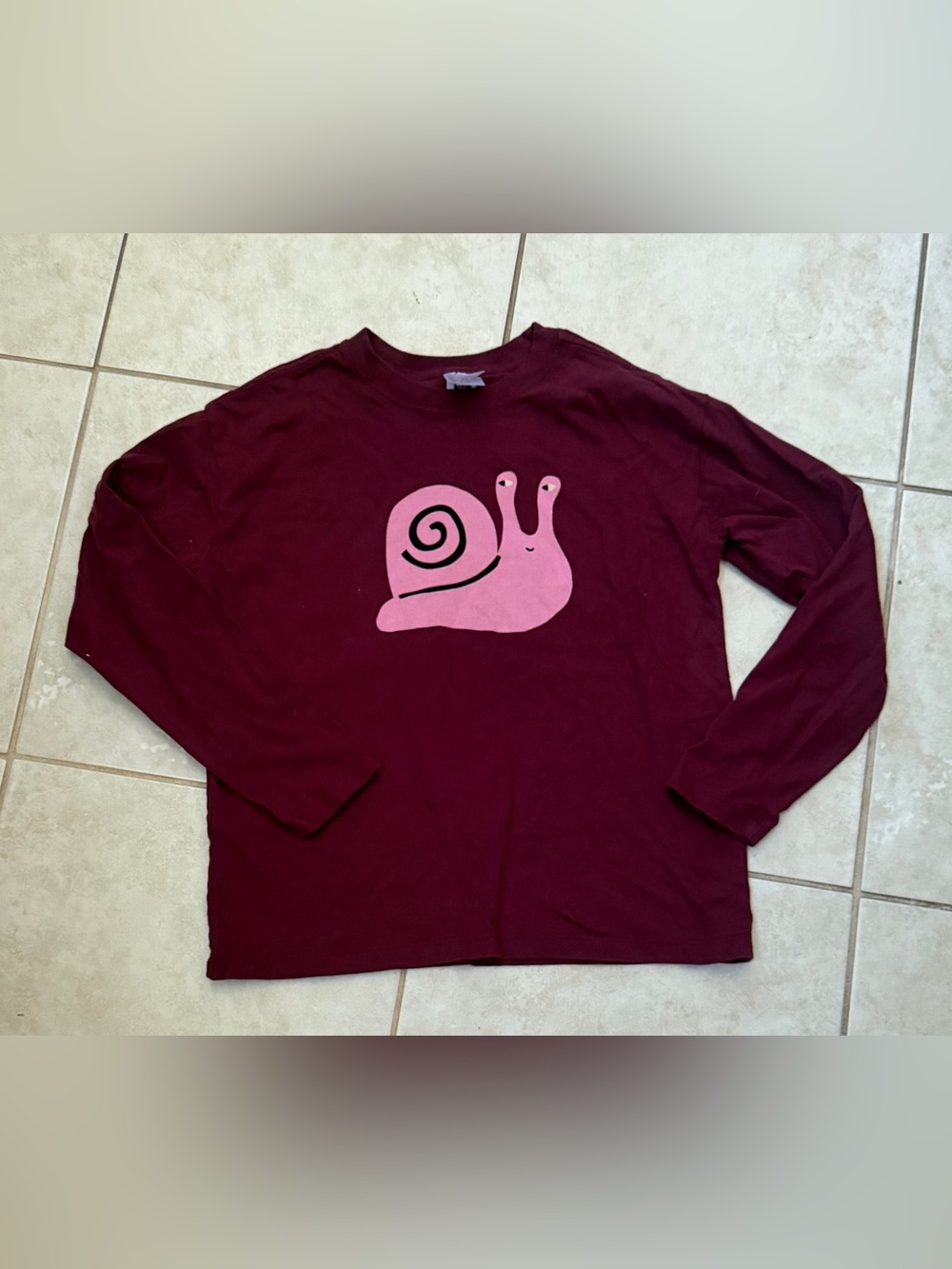 Hanna Andersson Burgundy Long-Sleeve Tee with Pink Snail